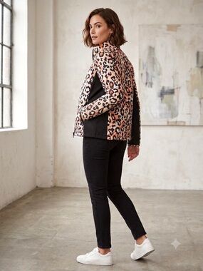 Nuage Women's Quilted Jacket XL Orange Black Camo Leopard Print Zip Up Coat